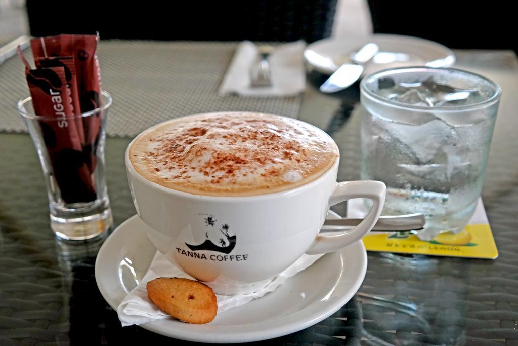 Moorings Hotel Port Vila Ngoại thất bức ảnh