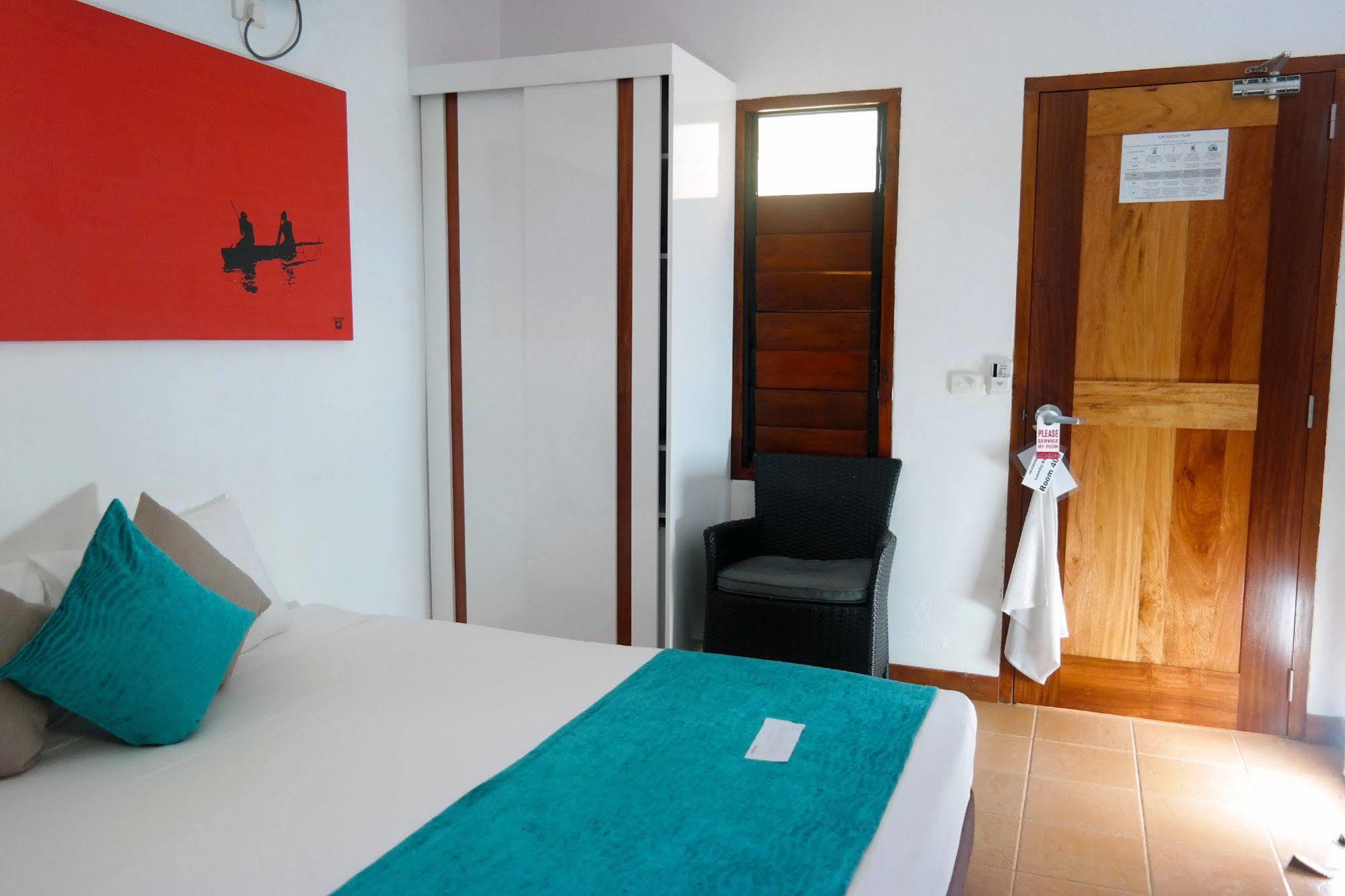 Moorings Hotel Port Vila Ngoại thất bức ảnh