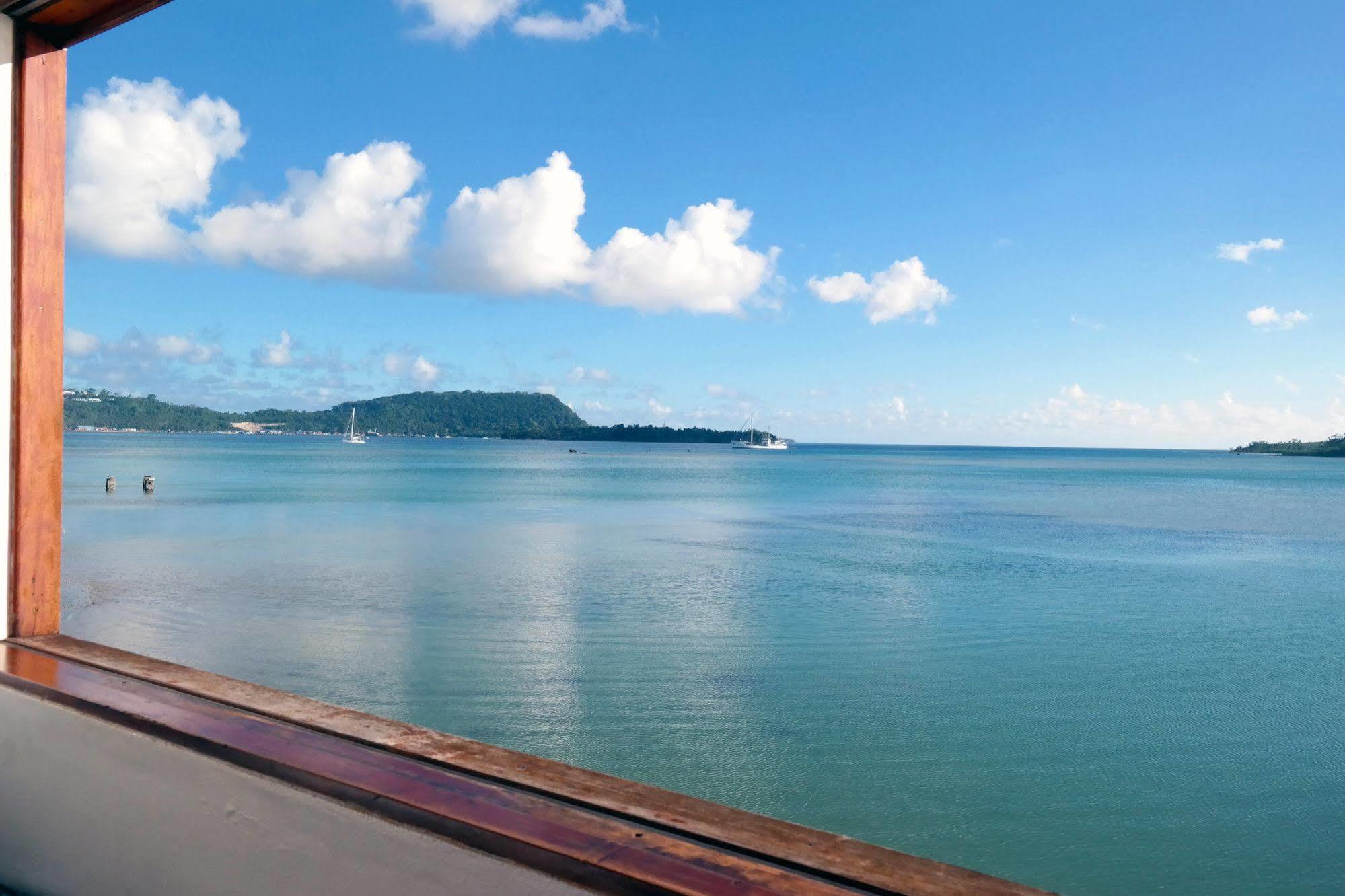 Moorings Hotel Port Vila Ngoại thất bức ảnh