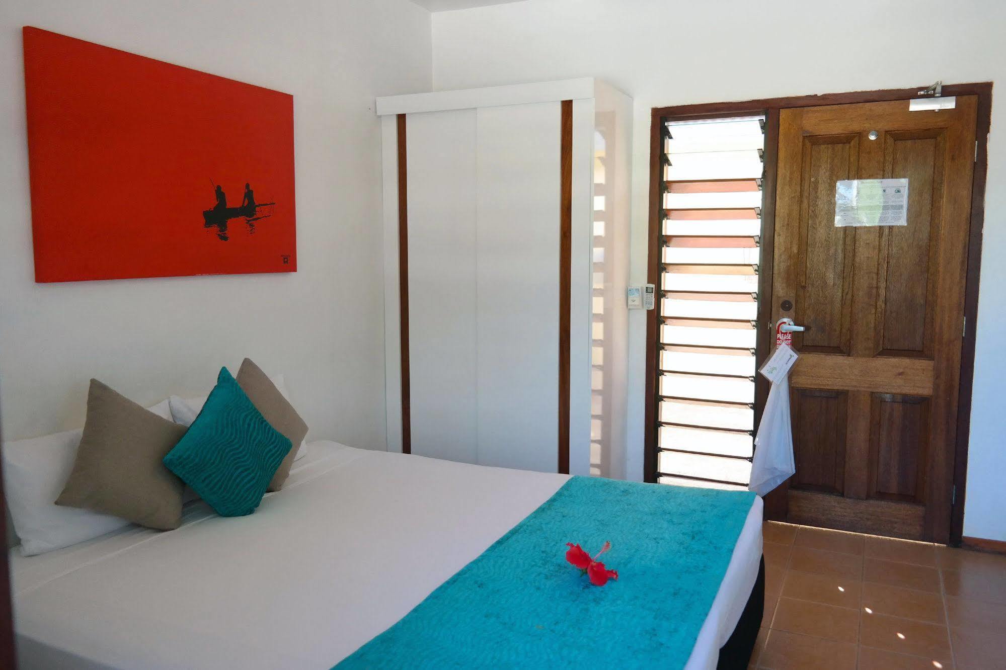 Moorings Hotel Port Vila Ngoại thất bức ảnh