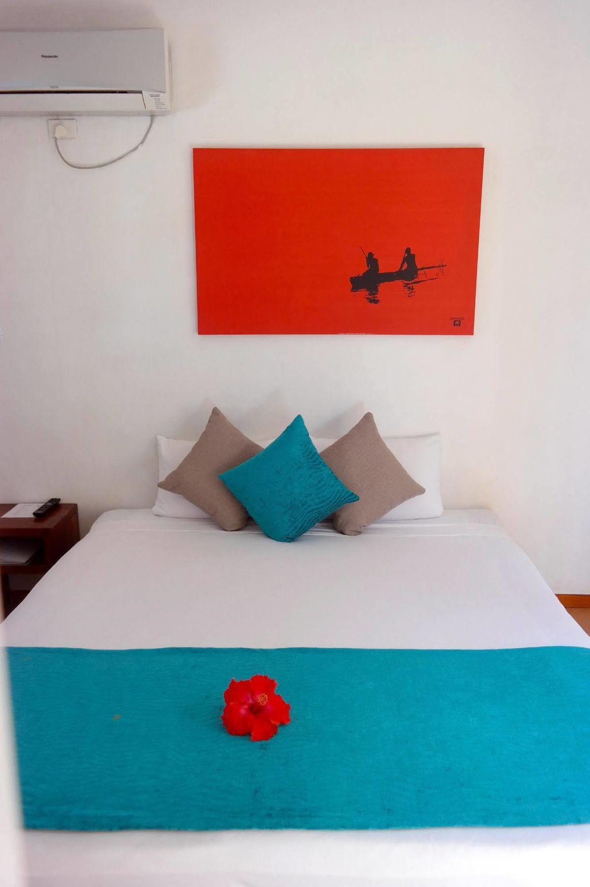 Moorings Hotel Port Vila Ngoại thất bức ảnh